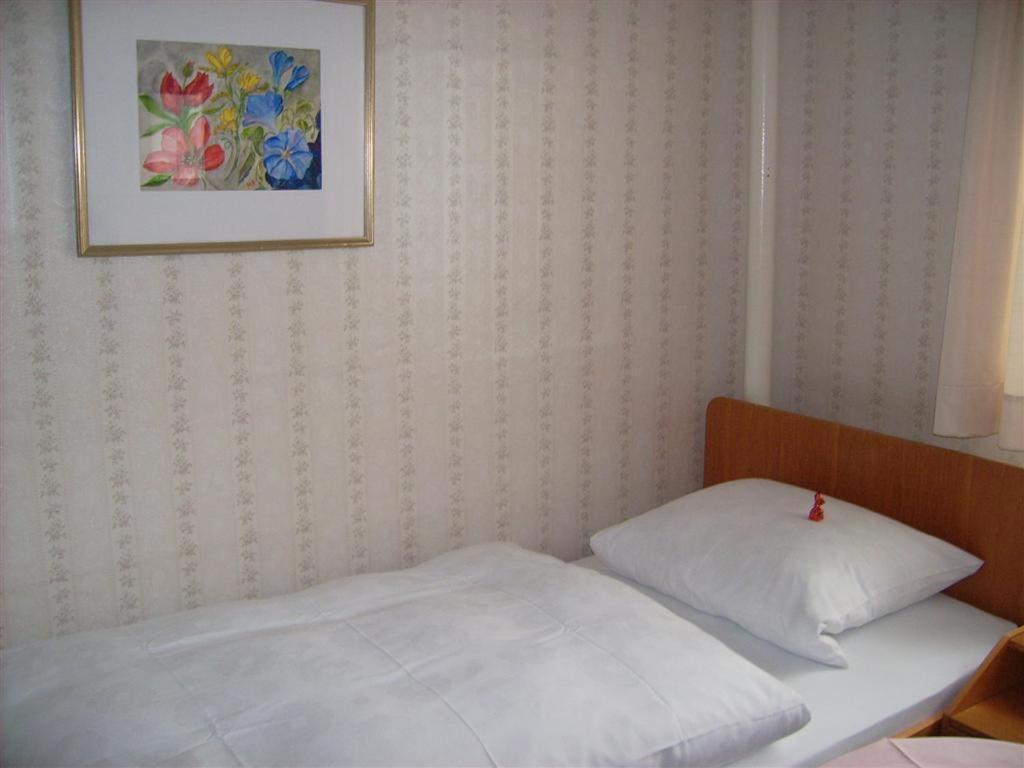 Pension Haus Weller Boppard Kamer foto